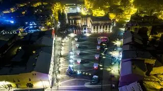 Rynek w Jaworznie - tędy 12 lat temu przebiegała droga krajowa