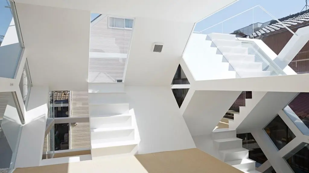 S-House