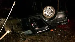 Samochodem jechało 13 imigrantów 