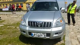 Samochodem terenowym wjechał do Karkonoskiego Parku Narodowego