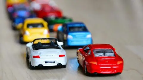 Mikołaj coraz częściej przynosi zabawki z Polski