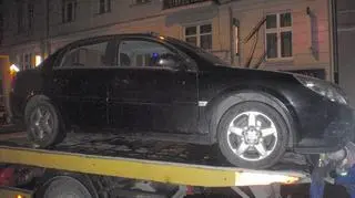Samochody zabierano na policyjne parkingi
