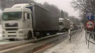 Samochody zablokowały drogę na polsko-czeskiej granicy