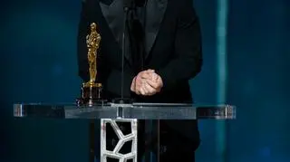 Sean Penn, odbierając Oscara za rolę polityka geja w "Milk", też wykorzystał galę do przesłania politycznego (fot