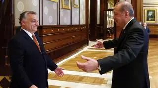 Serdeczne powitanie Erdogana i Orbana