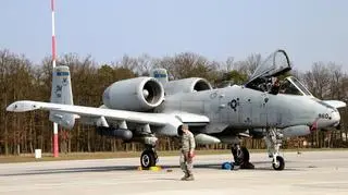 Serwisant przy A-10