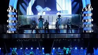 Show Cirque Du Soleil "Viva Elvis" pomógł Presleyowi ulokować się na drugim miejscu rankingu (fot. materiały prasowe)