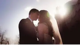 Ślub Solomona i Jennifer odbył się w kwietniu