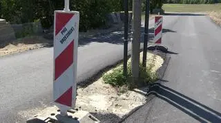 Słup ma być przeniesiony przed otwarciem drogi 