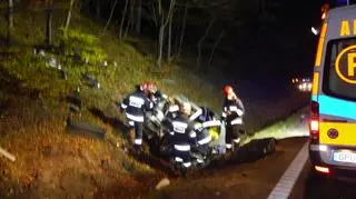 Służby ratunkowe na miejscu wypadku