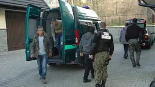 Służby zatrzymały niedawno także 7 członków grupy przestępczej 