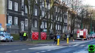 Śmierć na chodniku pod kołami ciężarówki