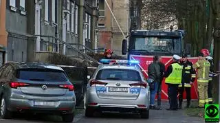 Śmierć na chodniku pod kołami ciężarówki