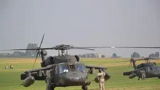 Śmigłowce wylądowały na polu pod Grudziądzem