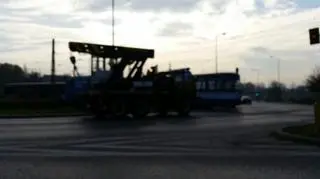 Stoją tramwaje z kierunku Piastów, Wzgórza Krzesławickie