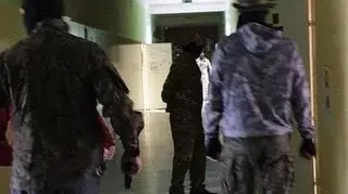 Symulowany atak terrorystyczny w szkole podstawowej