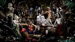 Tak linię makijaży "After Life" reklamuje Illamasqua (fot. materiały prasowe)