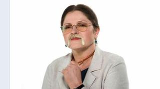 Także prof. Pawłowicz została porównana do "kobiety z brodą"