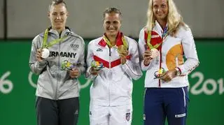 Tenisowe podium - od lewej Kerber, Puig i Kvitova 