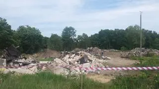 Teren jest odgrodzony