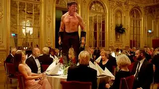 Terry Notary w "The Square"