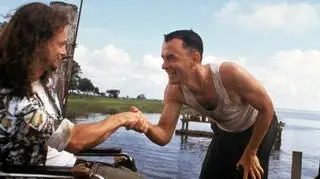 Tom Hanks w najsłynniejszej swojej oscarowej roli jako "Forrest Gump" Obok Gary Oldman