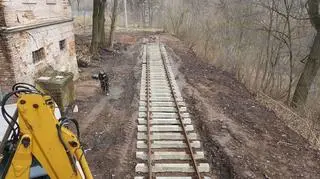 Tory już są. Czekają na pociąg