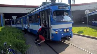 Tramwaj miał awarię na rondzie Mogilskim w Krakowie 