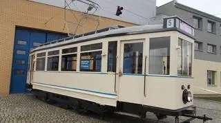 Tramwaj zbudowano w 1930 r