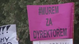Uczniowie chcą przywrócenia zwolnionego dyrektora szkoły 
