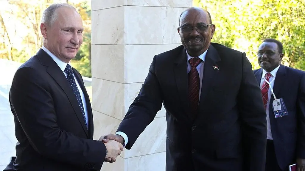Umar el-Baszir u Władimira Putina