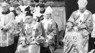 Uroczystości milenijne na Skałce. Widoczny m.in. główny celebrans metropolita krakowski ks. arcybiskup Karol Wojtyła - 1966-05-08