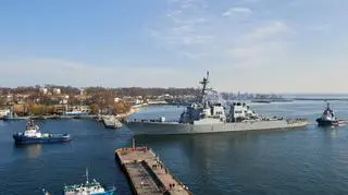 USS Donald Cook jest wyposażony w nowoczesny system zarządzania walką Aegis