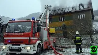 W akcji gaśniczej brało udział 5 zastępów PSP oraz OSP