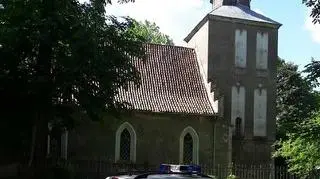 W kościele szukali tajemnych przejść 
