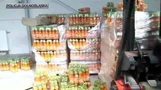 W magazynie zatrzymano dwóch mężczyzn