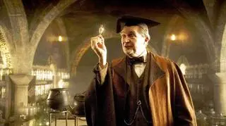 W nowej serii "Teletubisiów" głosu użyczy Jim Broadbent, który w "Harrym Potterze" był profesorem Horacem Slughornem