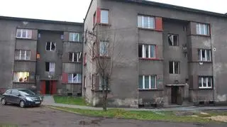 W okolicznych budynkach szyby wyleciały z okien (fot. internauta Overs)