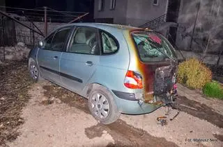 W samochodach topiły się plastikowe elementy