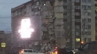 W zawalonym pionie jednej z klatek schodowych znajdowało się ponad 30 mieszkań