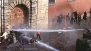 Warszawski Plac Zamkowy (www.13grudnia81.pl)