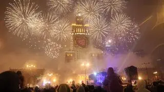 Warszawskie niebo mieniło się tysiącem kolorów (PAP)
