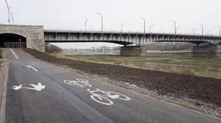 Wartostrada przy moście Królowej Jadwigi