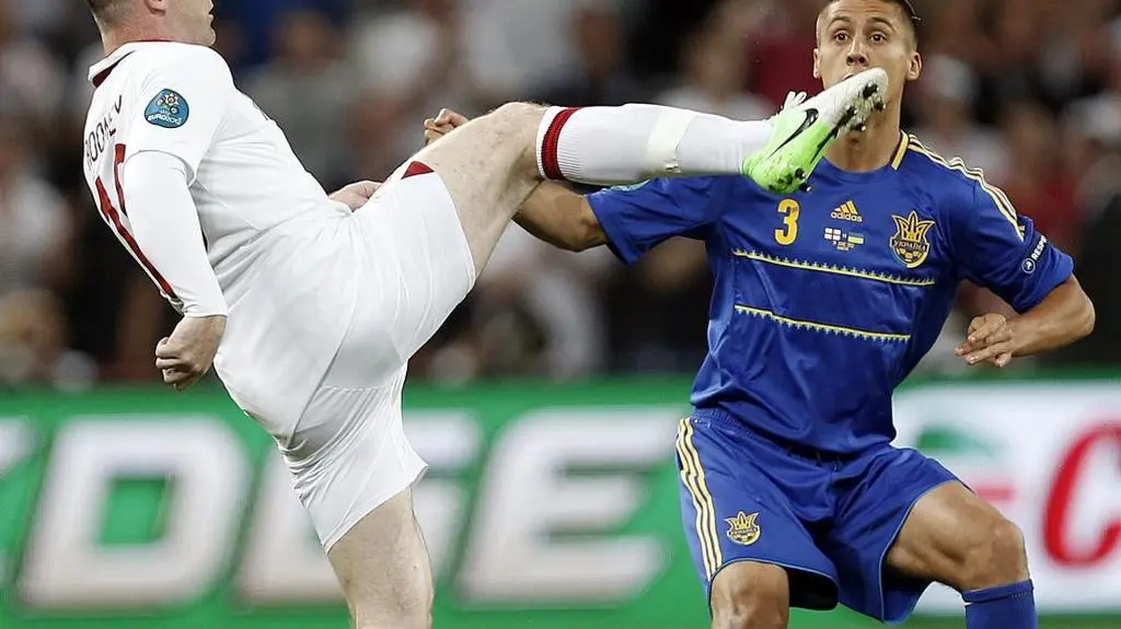 Wayne Rooney, Jewhen Chaczeridi