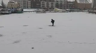 Wędkarz na Motławie 