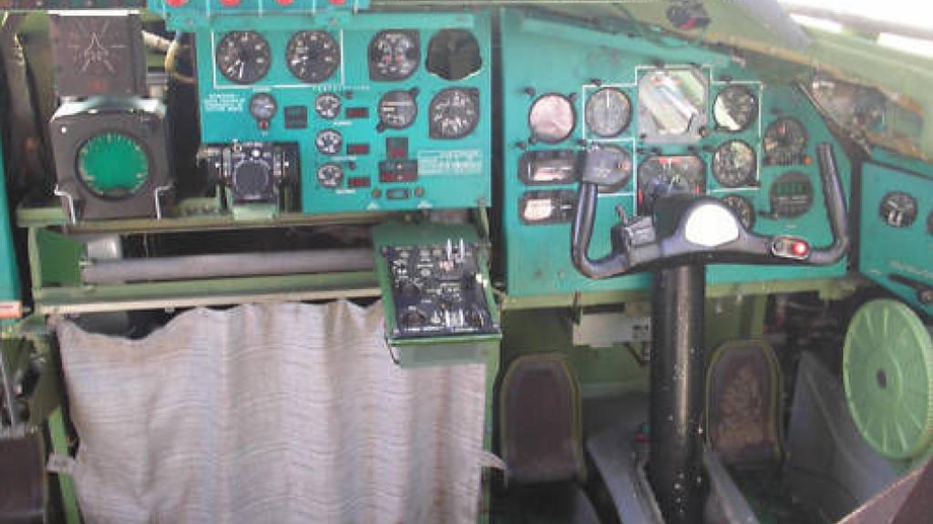 Wnętrze kabiny pilotów
