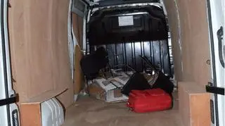 Wnętrze vana wynajętego przez zamachowców