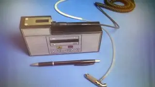 Wraz z zasilaczem najmniejsze sztuczne serce jest w stanie pompować do 1,5 litra krwi na minutę (fot