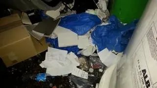 Wśród odpadków były m.in. zeznania podatkowe i oświadczenia z banku
