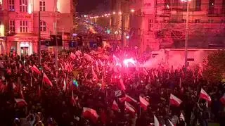 Wyjście manifestacji spod wrocławskiego dworca